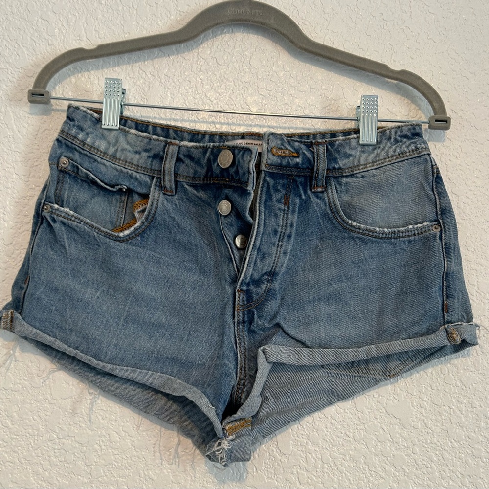 Zara Ripped Shorts sz 4